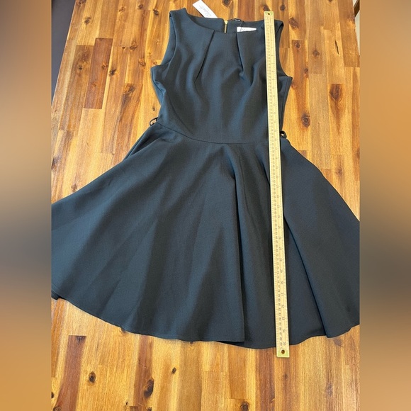 NEW Closet London Skater Dress in Black US size 6 missing belt - Picture 11 of 15